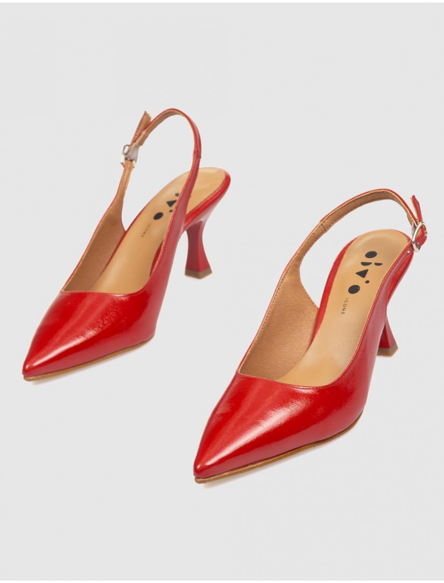 SALoN OBVIO HASNA ROJO