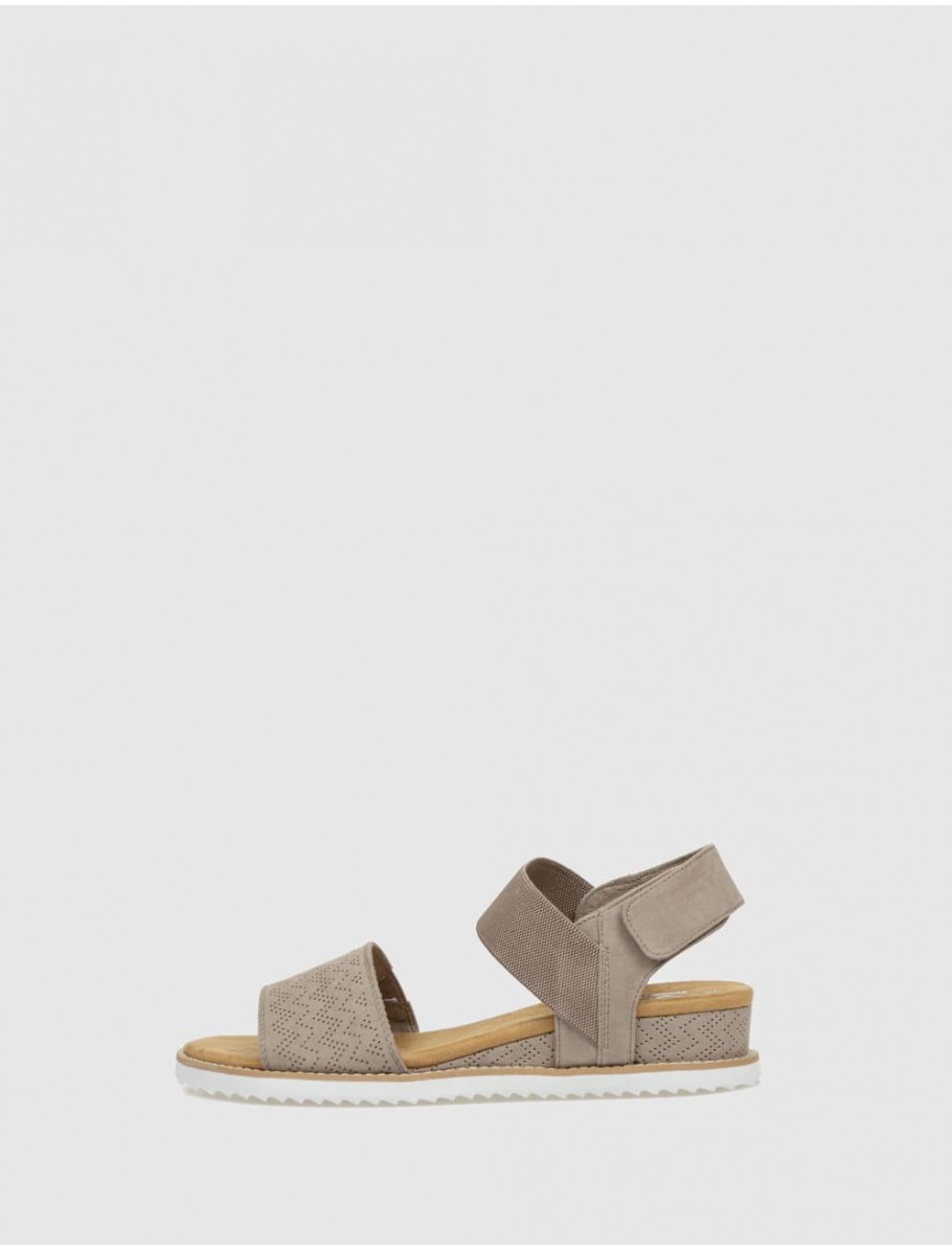 SANDALIA SKECHERS BOBS DESERT KISS TAUPE