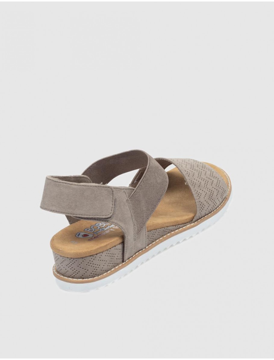 SANDALIA SKECHERS BOBS DESERT KISS TAUPE
