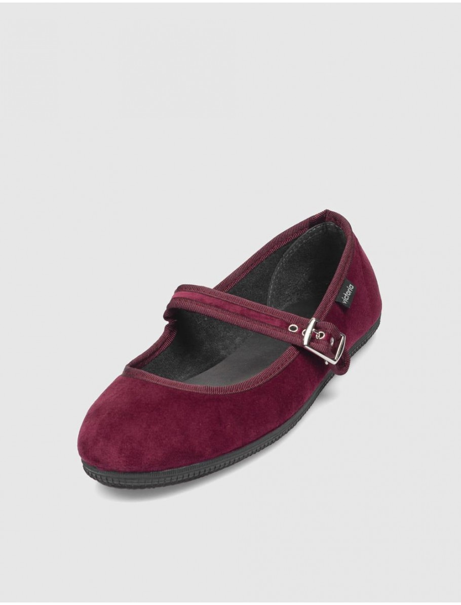 MERCEDITA VICTORIA ODA BURDEOS