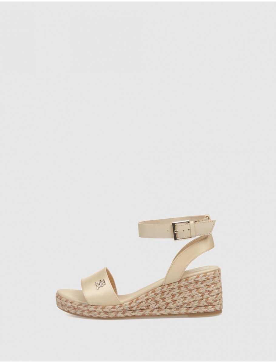 SANDALIA TOMMY HILFIGER COLORFUL WEDGE SATIN SANDAL BEIG