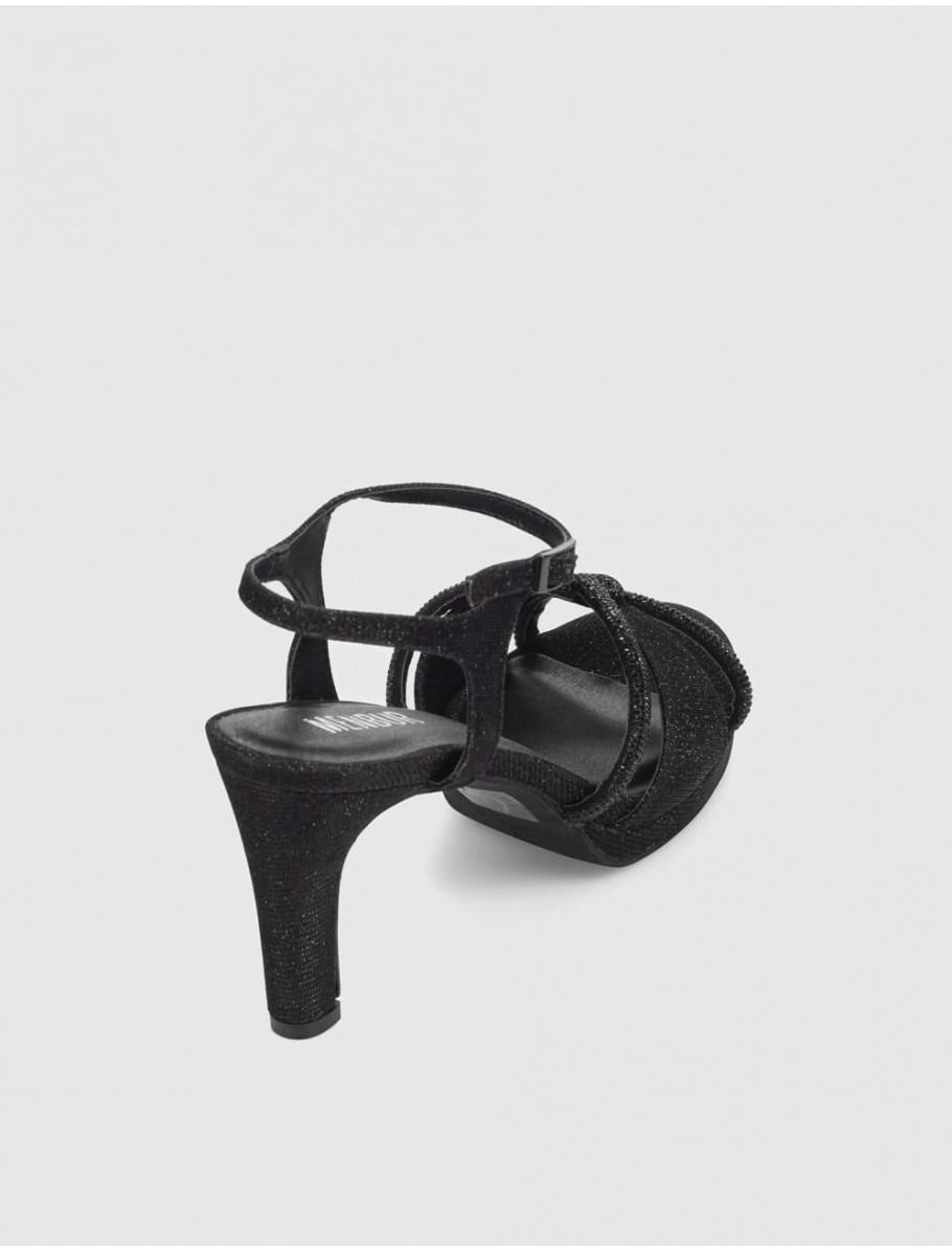 SANDALIA MENBUR ITZAE 25701 NEGRO