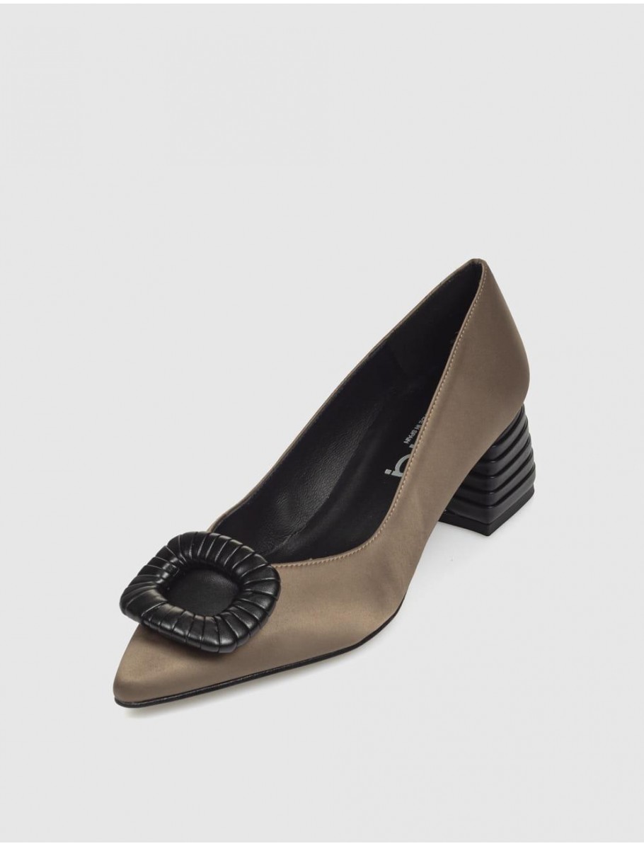 ZAPATO DIBIA13121 MARRoN