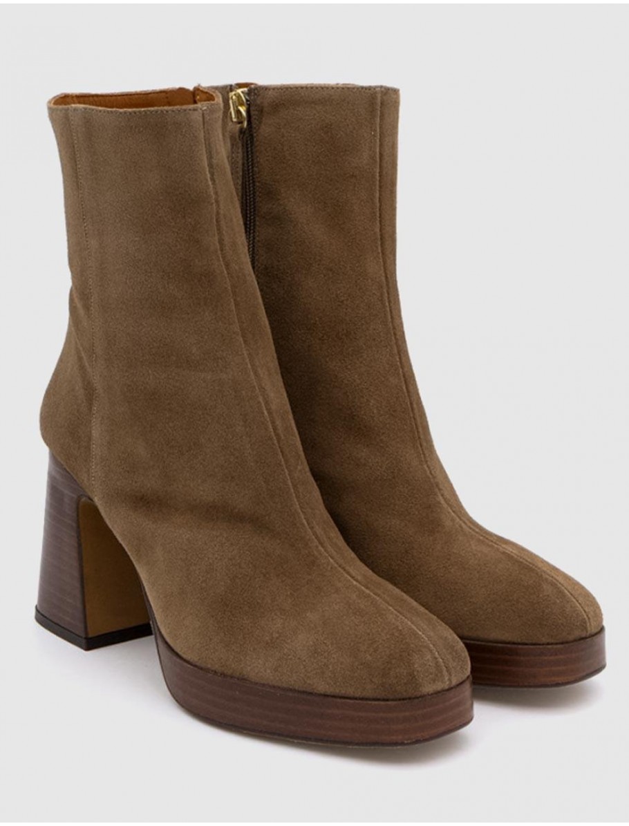 BOTiN ANGEL ALARCON 24604 CUERO