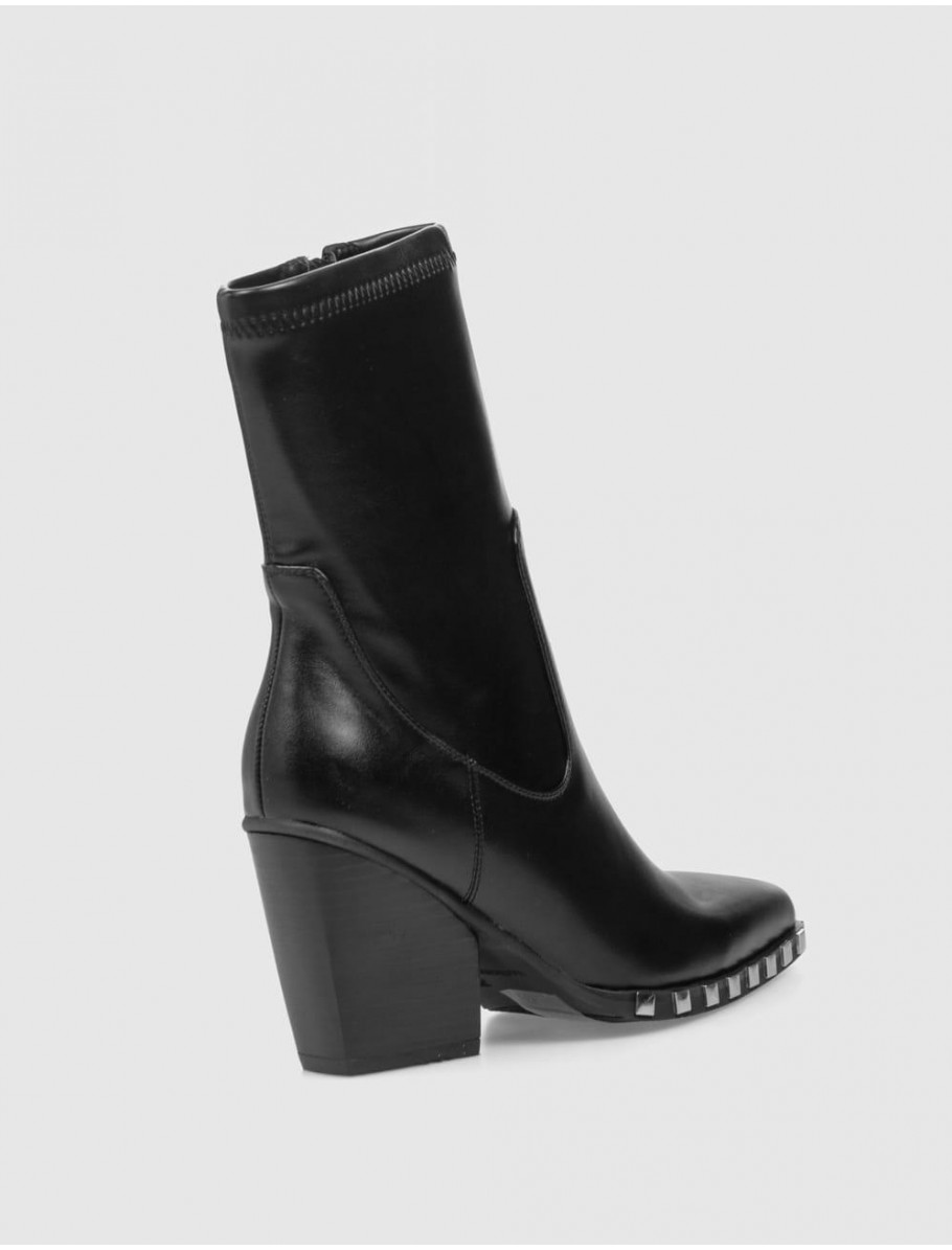 BOTiN NOA HARMON 009095 NEGRO
