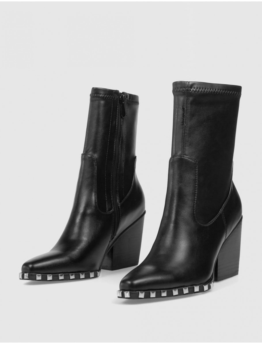 BOTiN NOA HARMON 009095 NEGRO