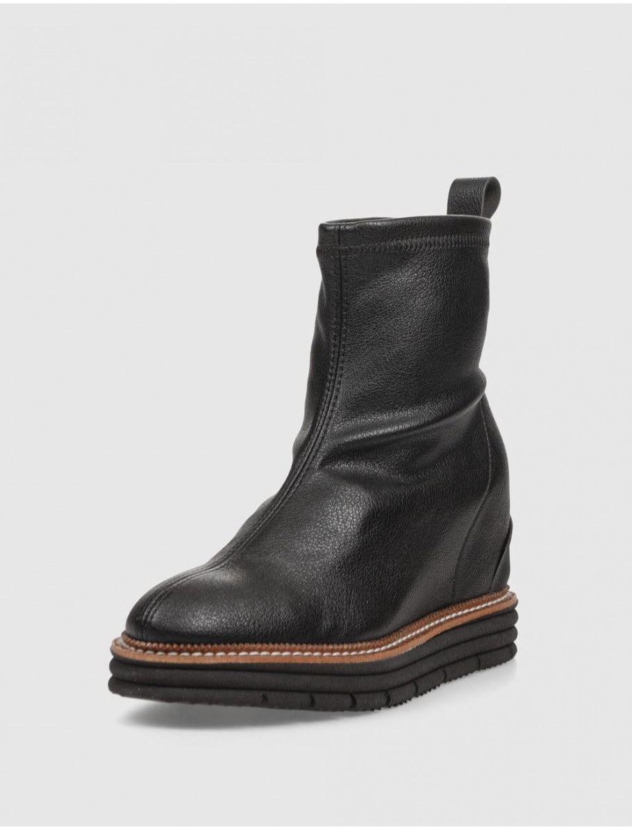 BOTiN WEEKEND 26460 NEGRO