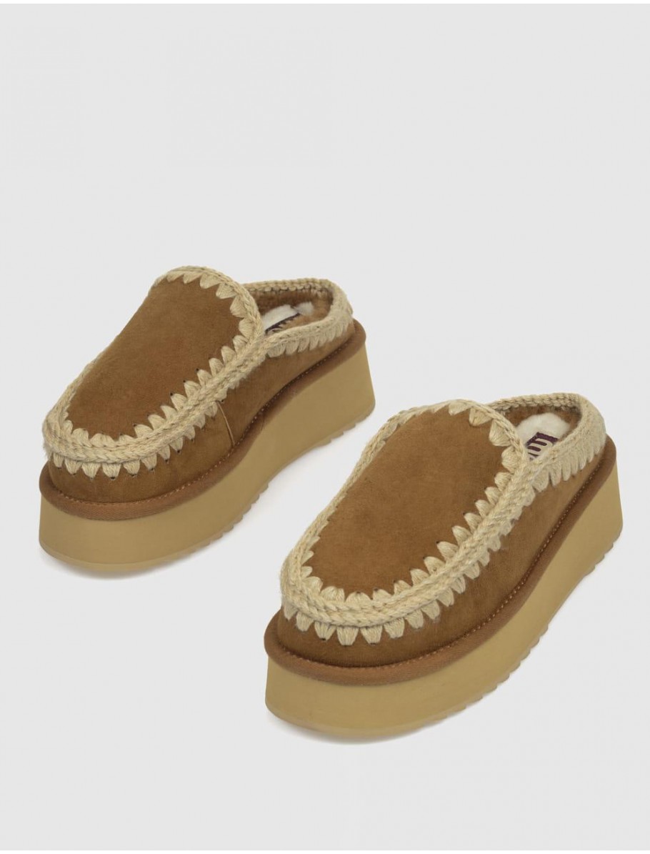 ZUECO MOU CLOG ESKIMO PLATFORM CUERO