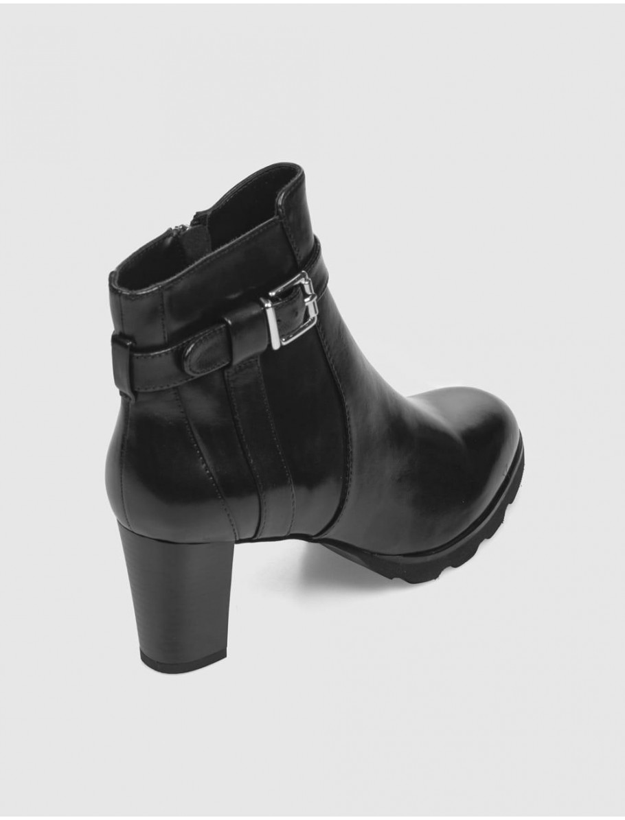 BOTiN REGARDE LE CIEL PATRICIA 84 NEGRO