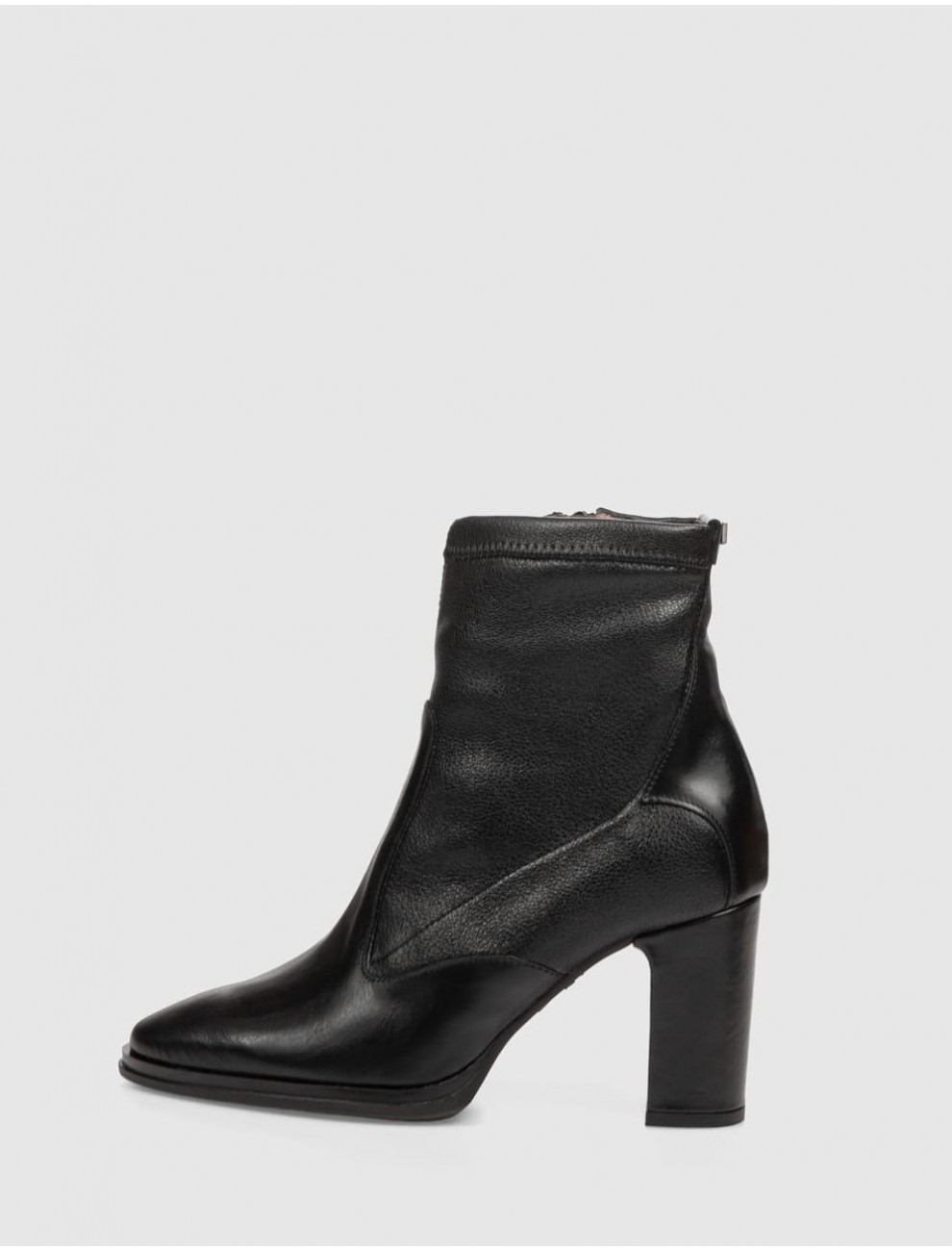 BOTiN WONDERS M 5142 NEGRO