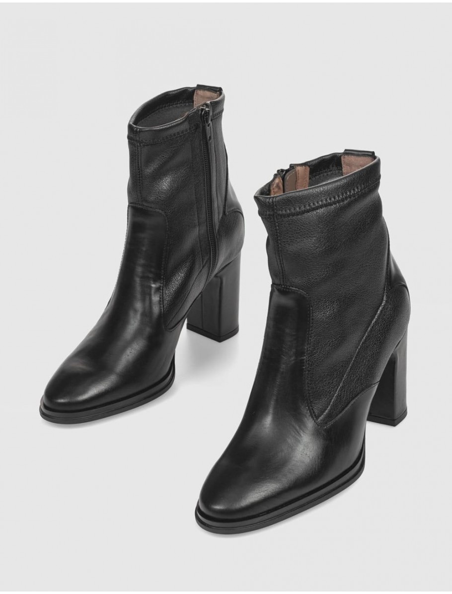 BOTiN WONDERS M 5142 NEGRO