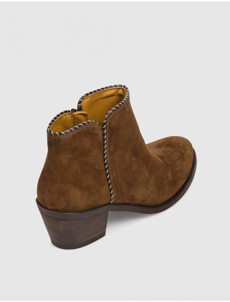 BOTiN VALVERDE DEL CAMINO DKT40 MARRoN