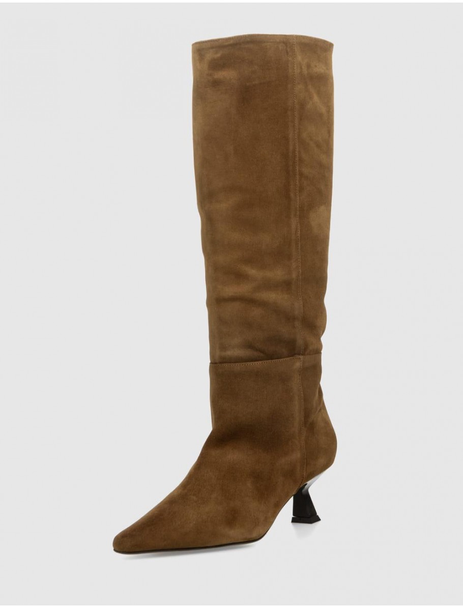 BOTA ANGEL ALARCON 24545 MARRoN