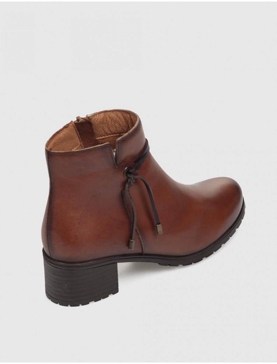 BOTiN GIORDA 37217 CUERO