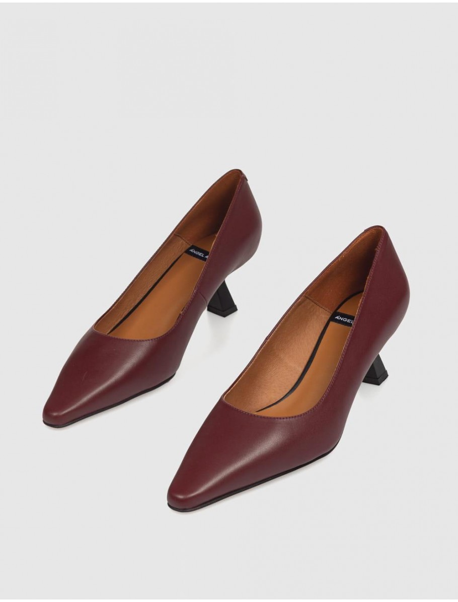 SALoN ANGEL ALARCON 23585 BURDEOS