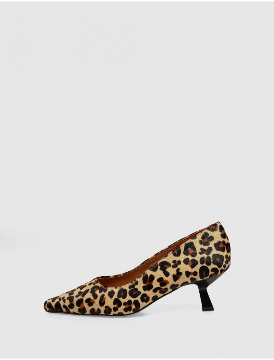 SALoN ANGEL ALARCON 23585 LEOPARDO