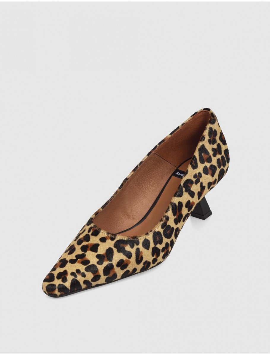 SALoN ANGEL ALARCON 23585 LEOPARDO