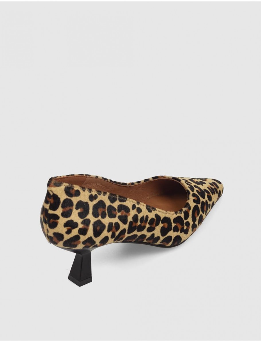 SALoN ANGEL ALARCON 23585 LEOPARDO