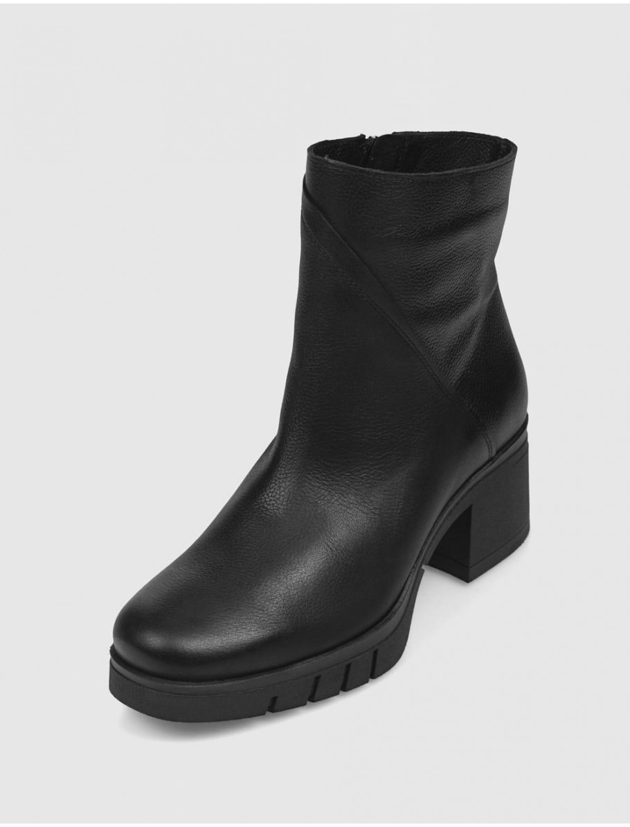 BOTiN PAULA URBAN 11 1140 NEGRO