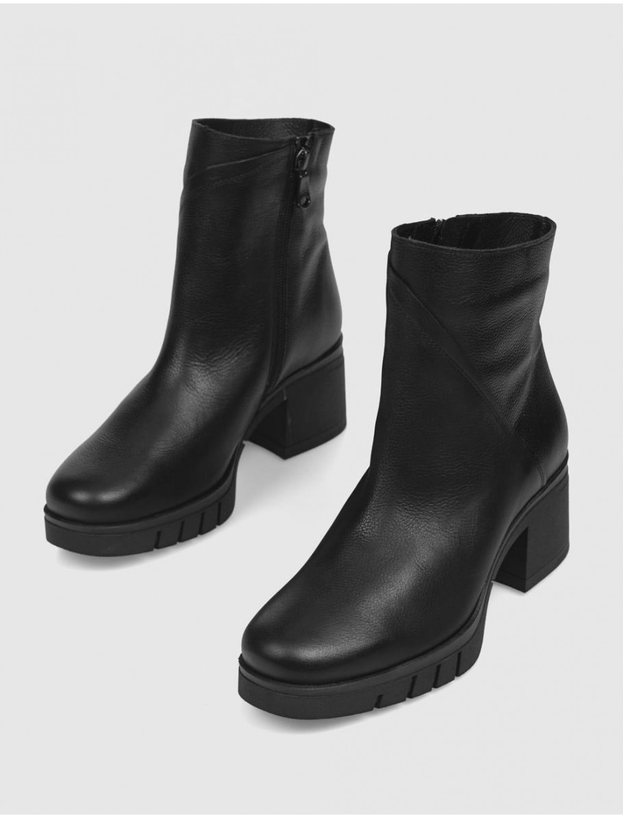 BOTiN PAULA URBAN 11 1140 NEGRO
