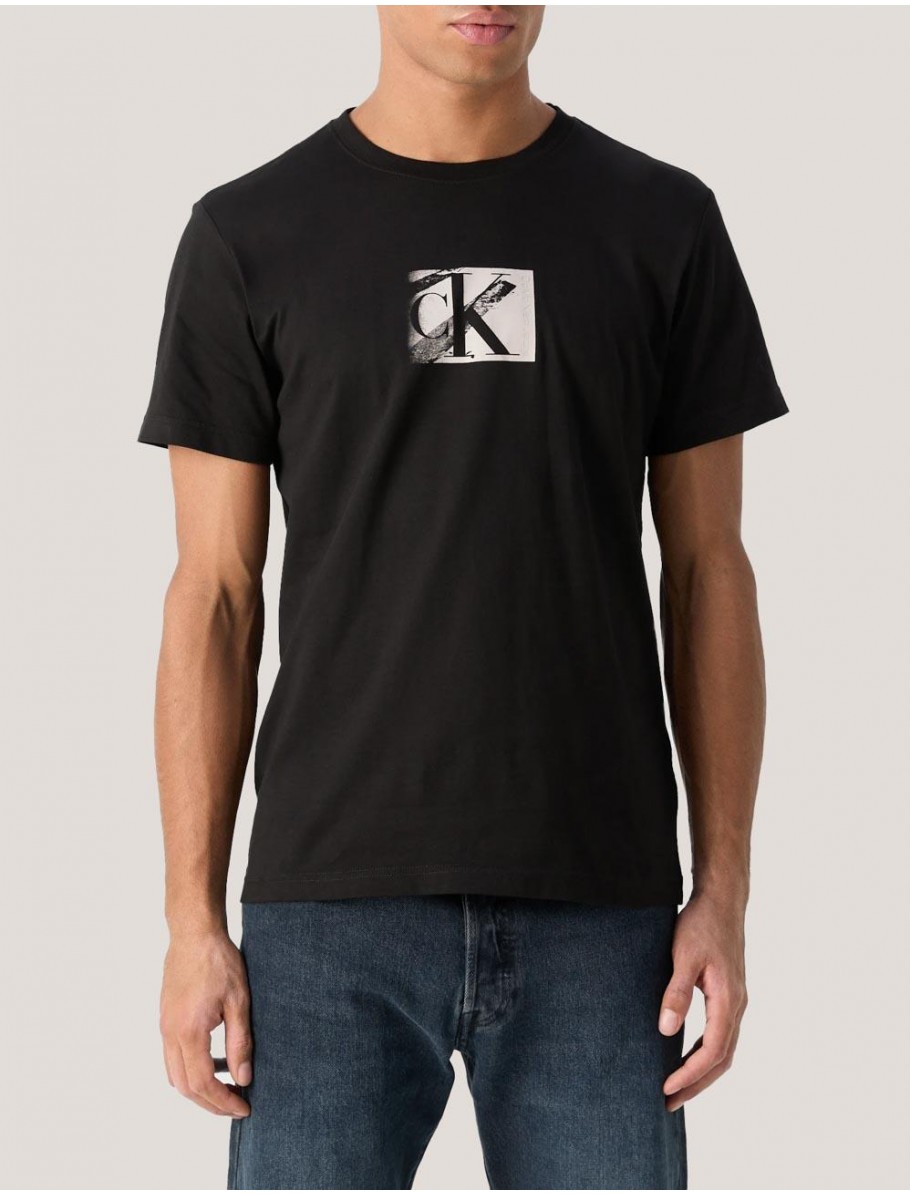 CAMISETA CALVIN KLEIN SMALL CK BOX TEE NEGRO
