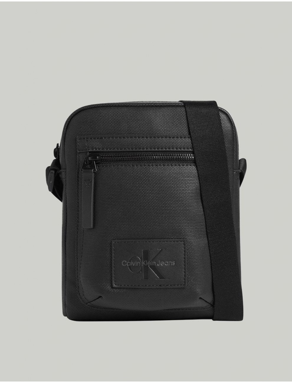 BANDOLERA CALVIN KLEIN COATED REPORTER18 NEGRO