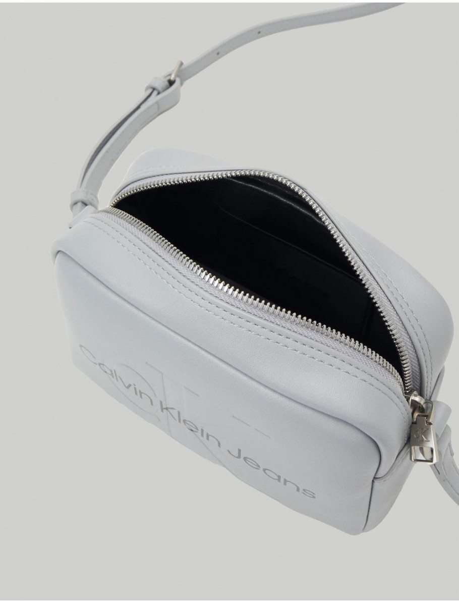 BOLSO CALVIN KLEIN SCULPTED CAMERA BAG18MONO GRIS