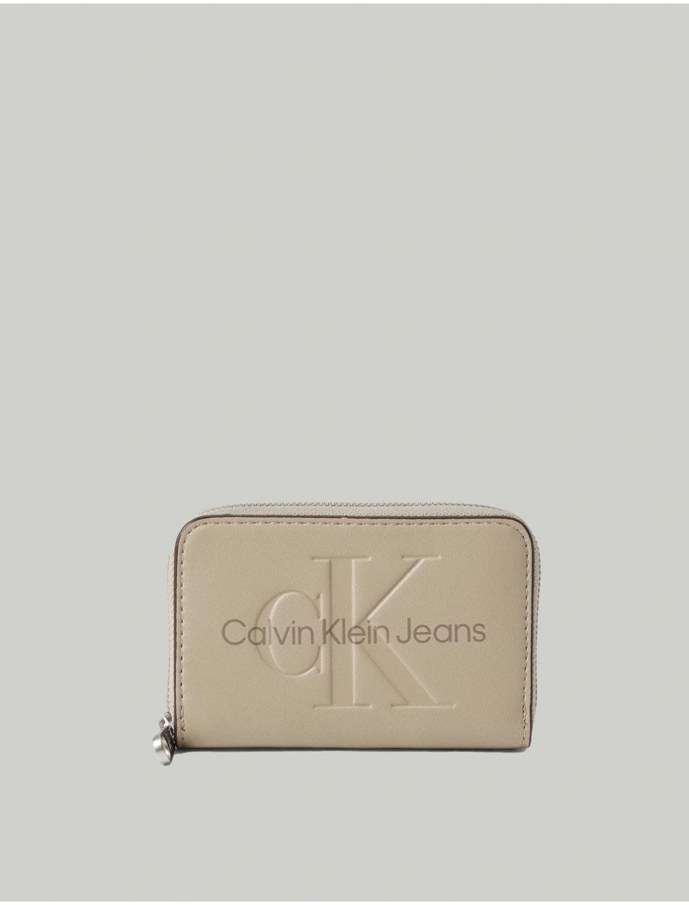 CARTERA CALVIN KLEIN SCULPTED MED ZIP AROUND BEIG