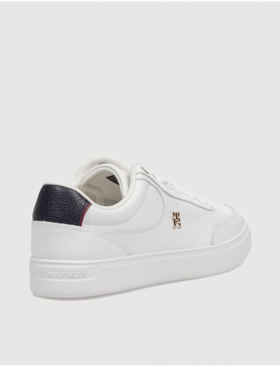 ZAPATILLA TOMMY HILFIGER ESSENTIAL CHIC COURT SNAEKER RWB BLANCO