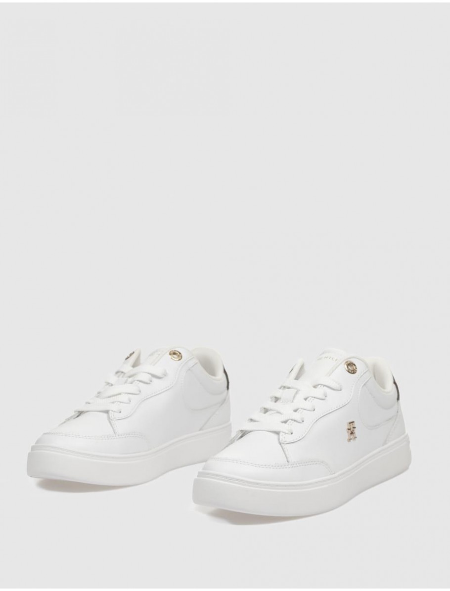 ZAPATILLA TOMMY HILFIGER ESSENTIAL CHIC COURT SNAEKER RWB BLANCO