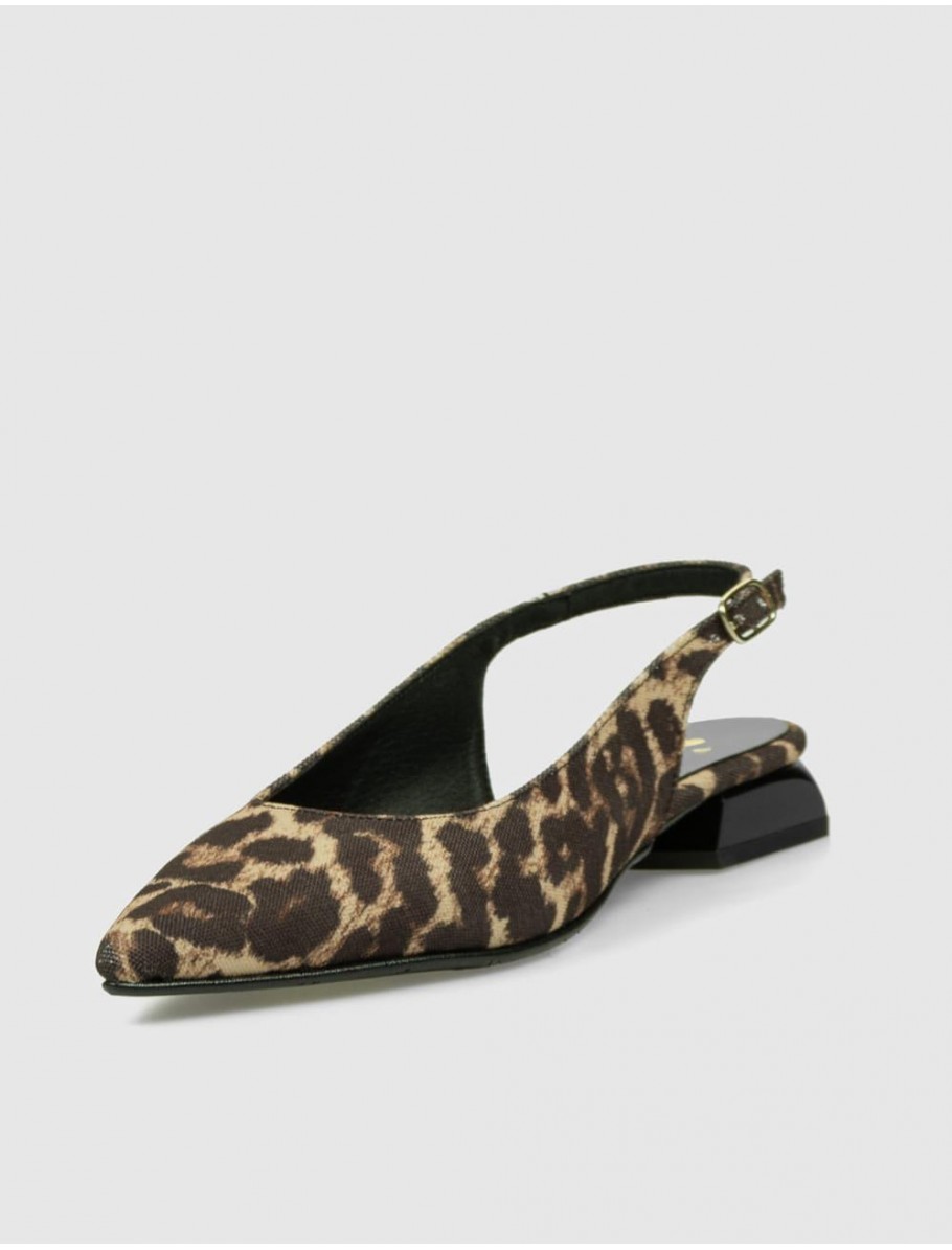 SALoN OBVIO TIERRA LEOPARDO