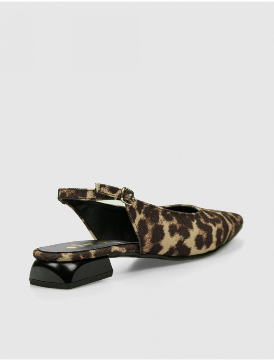 SALoN OBVIO TIERRA LEOPARDO