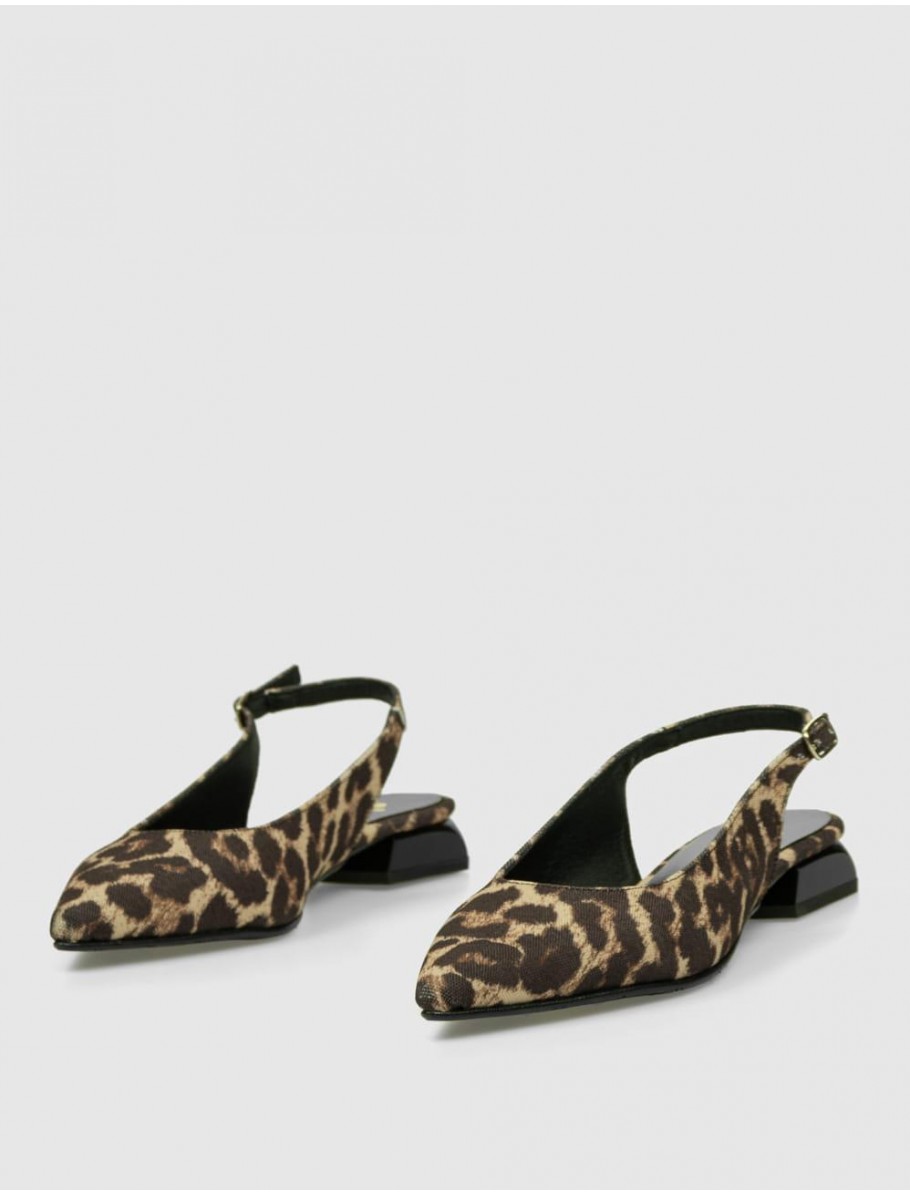 SALoN OBVIO TIERRA LEOPARDO