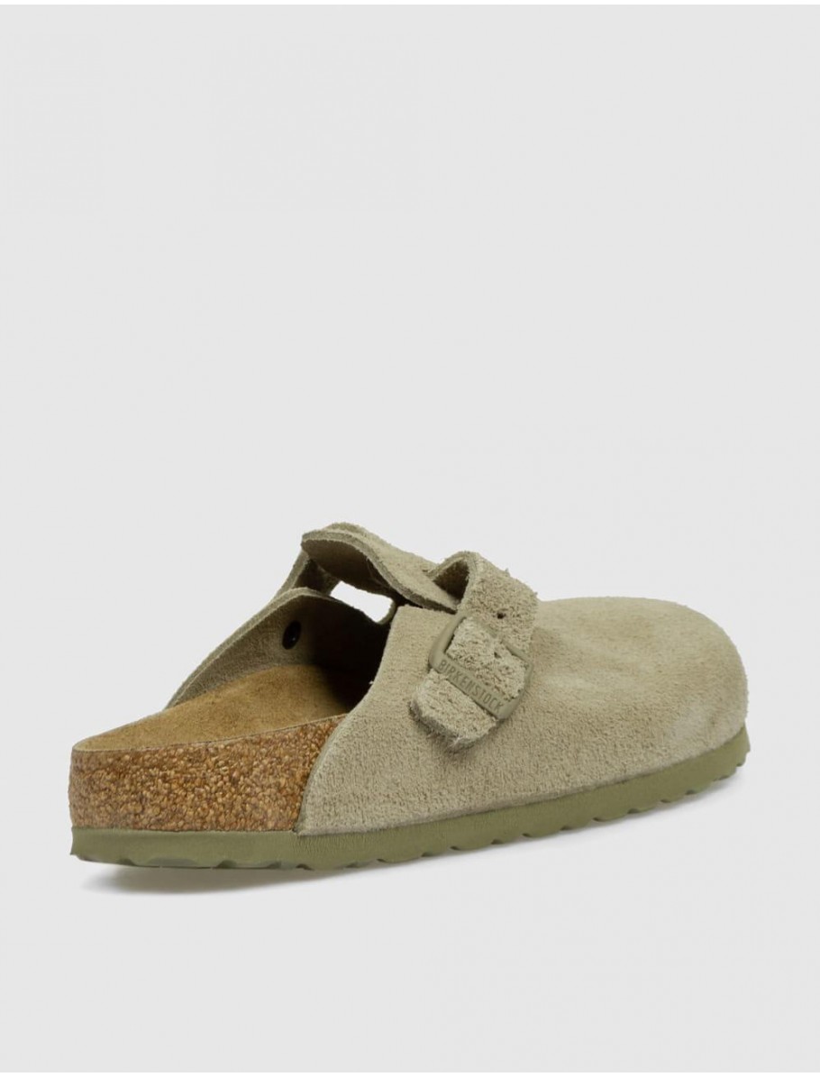 ZUECO BIRKENSTOCK BOSTON VERDE