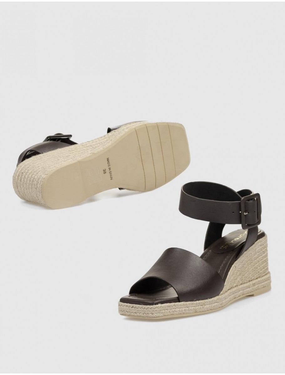 ALPARGATA CASTELLER 929 MARRoN