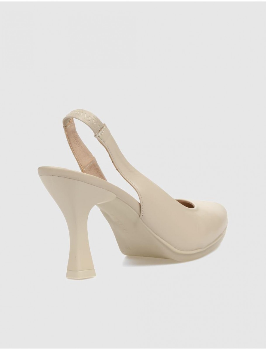 SALoN DESIREE SAMI1 BEIG