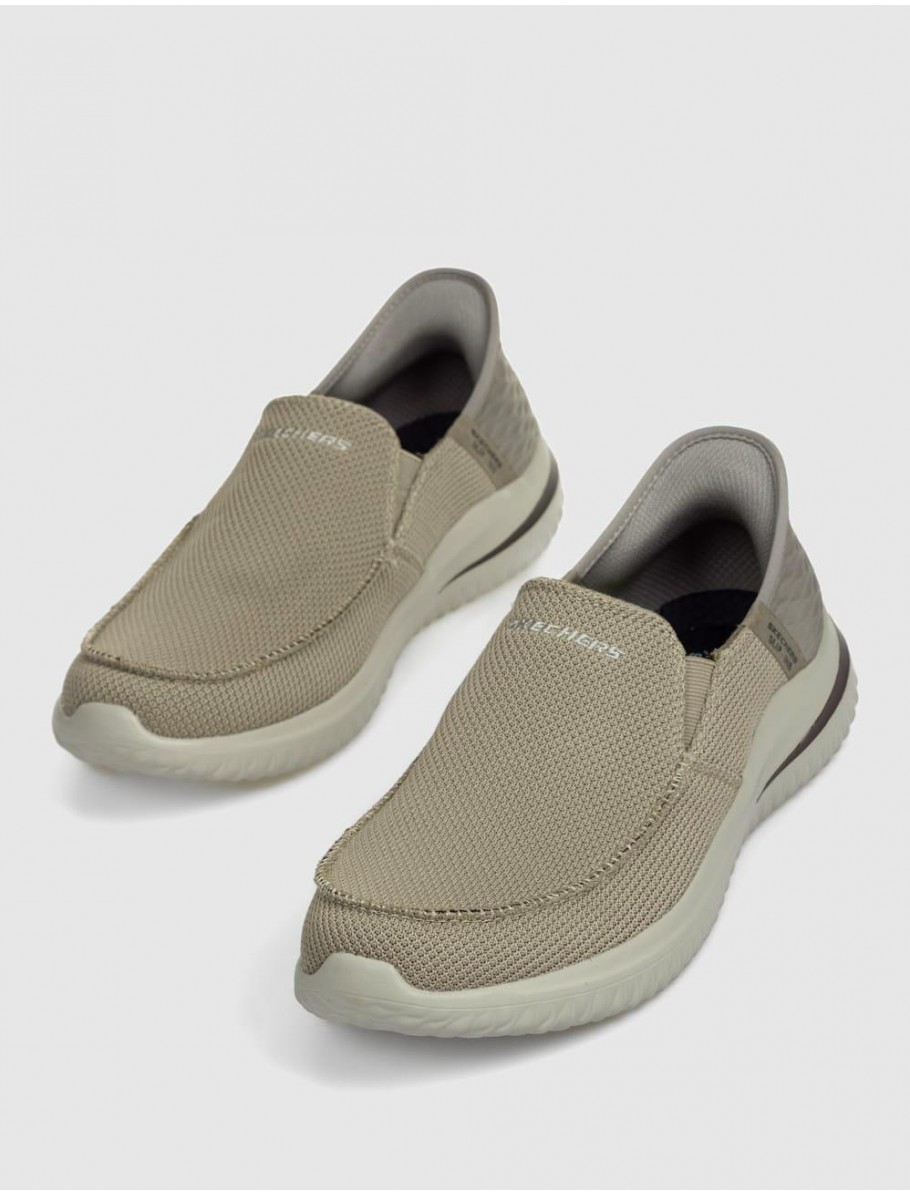 ZAPATILLA SKECHERS SLIP INS DELSON 30 CABRINO TAUPE