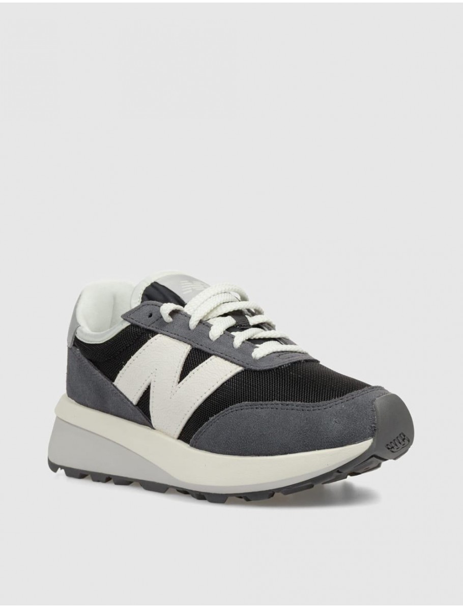 ZAPATILLA NEW BALANCE U370 NEGRO