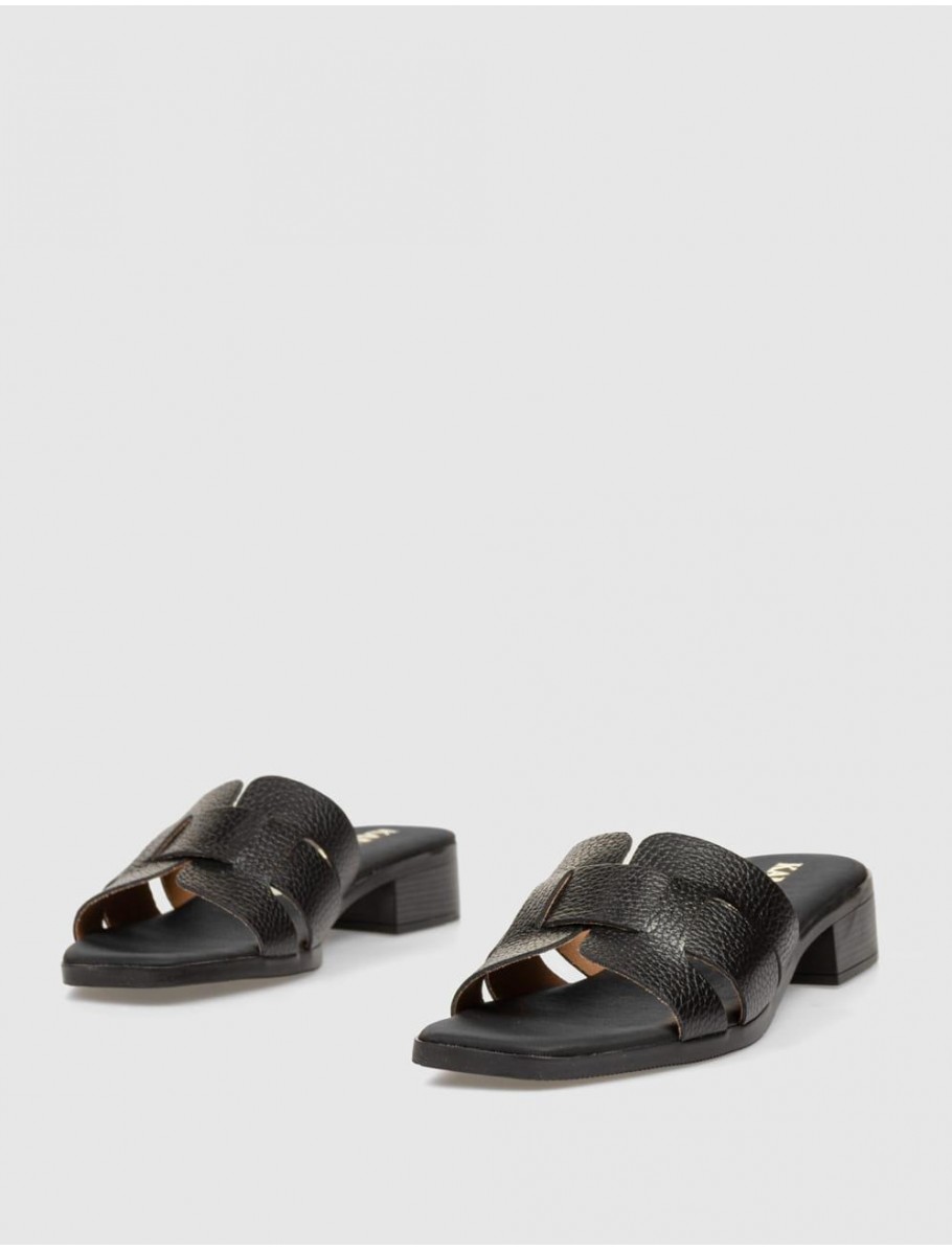 SANDALIA KAMOME MYA NEGRO