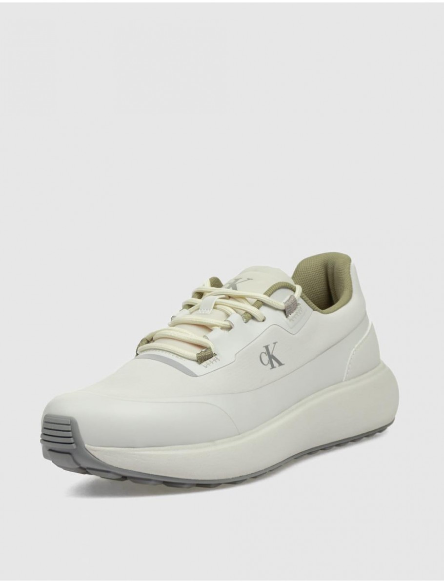 ZAPATILLA CALVIN KLEIN ATHLEISURE RUNNER TECH RIPSTOP BLANCO