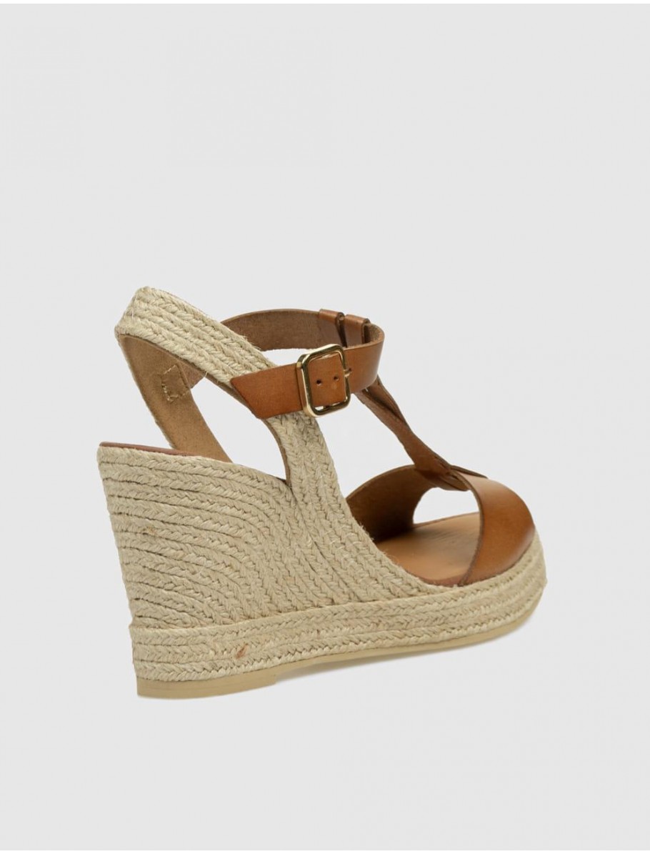 ALPARGATA CASTELLER 199 CUERO