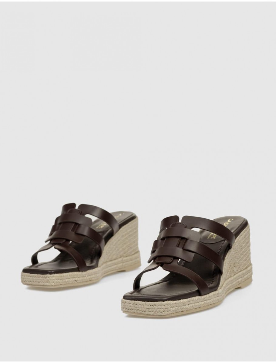 ALPARGATA CASTELLER 955 MARRoN