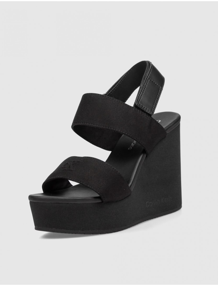 SANDALIA CALVIN KLEIN WEDGE SANDAL WEBBING IN NEGRO