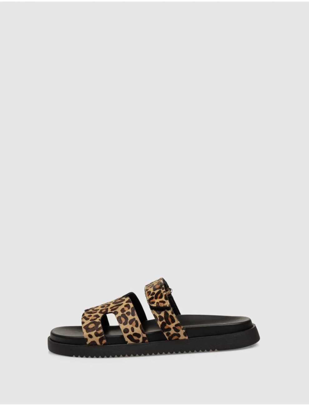 SANDALIA STEVE MADDEN MISSILE LC LEOPARDO