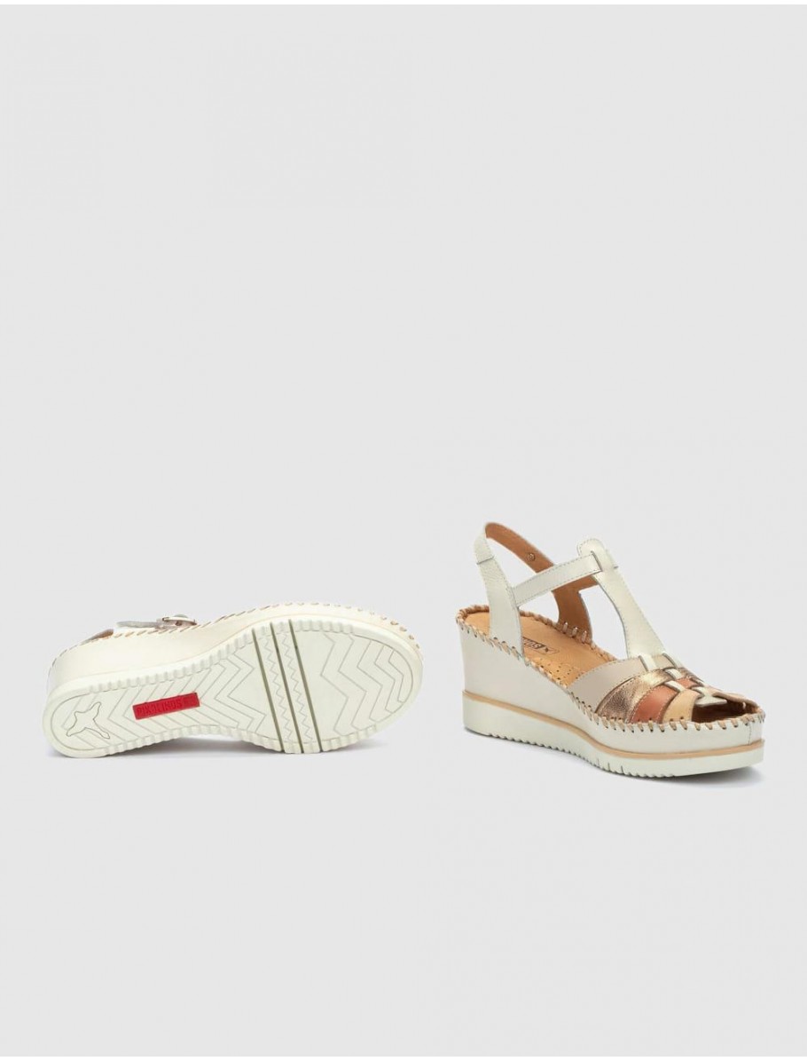 SANDALIA PIKOLINOS AGUADULCE BEIG