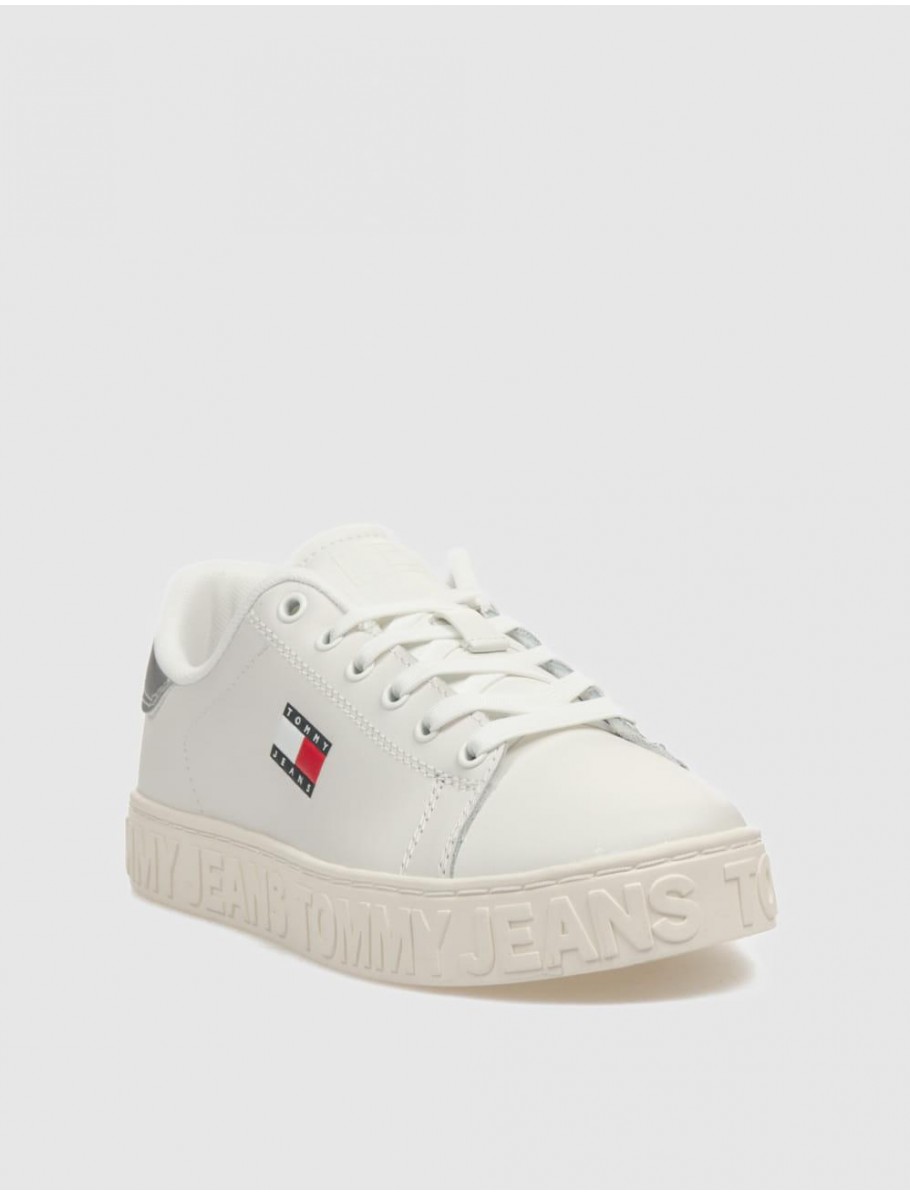 ZAPATILLA TOMMY HILFIGER TJW LOGO OUTSOLE SNEAKER ESS BEIG