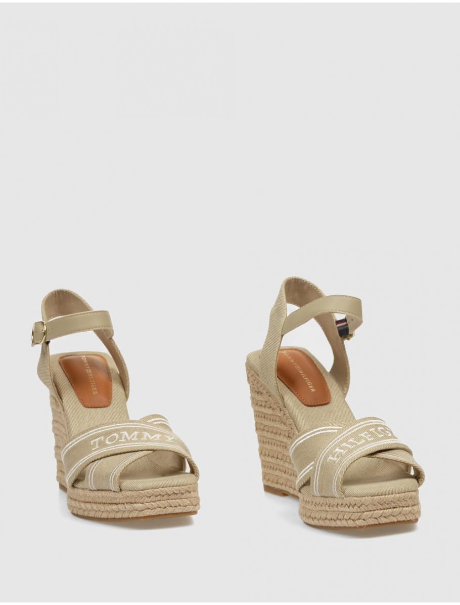 SANDALIA TOMMY HILFIGER TOMMY HILFIGER ESPADHIGH WEDGE BEIG