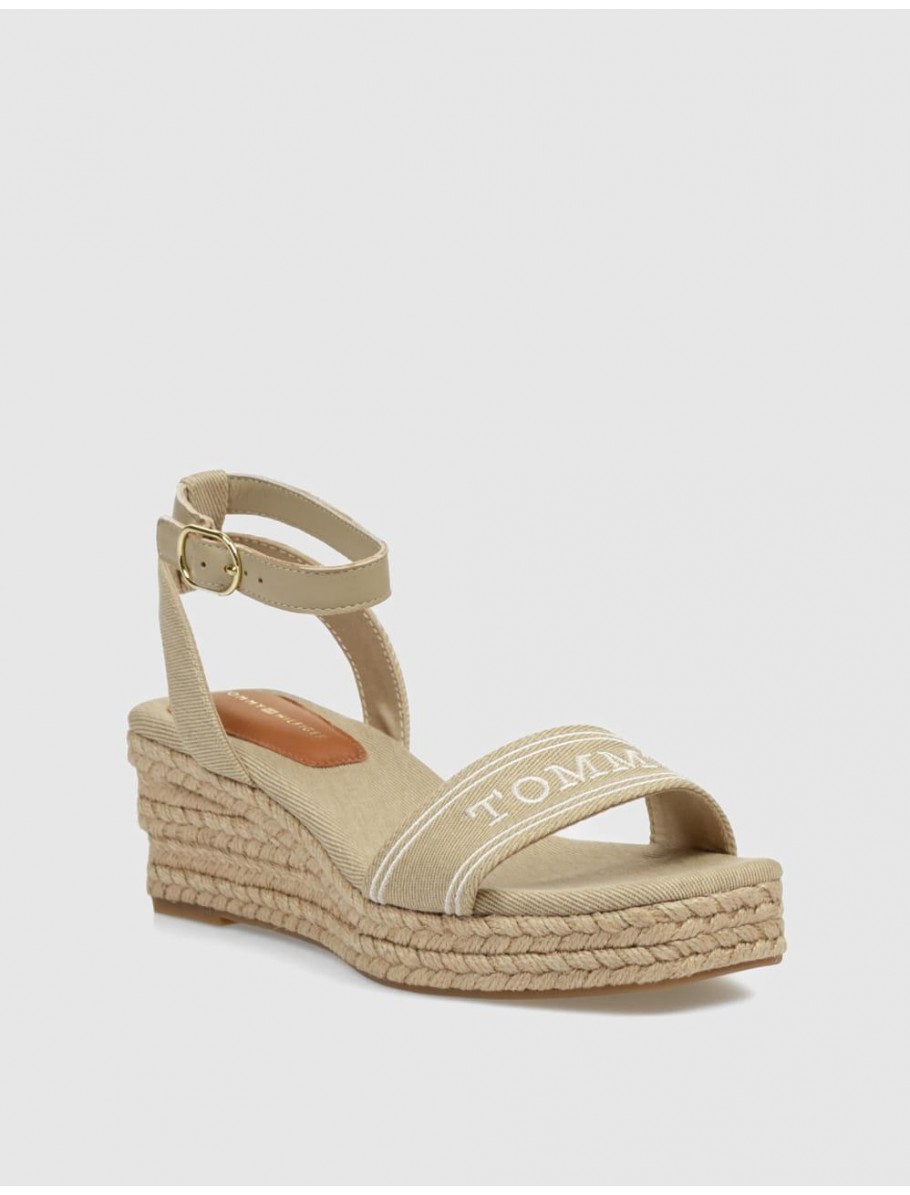 SANDALIA TOMMY HILFIGER TOMMY HILFIGER ESPAD MID WEDGE BEIG