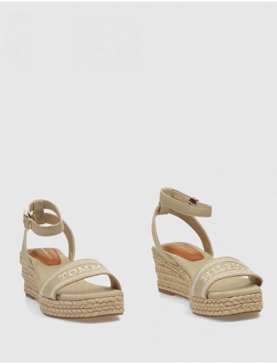 SANDALIA TOMMY HILFIGER TOMMY HILFIGER ESPAD MID WEDGE BEIG