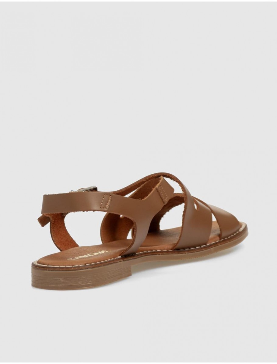 SANDALIA KAMOME SSIRE CUERO